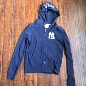 Pink New York Yankees Sweater Medium